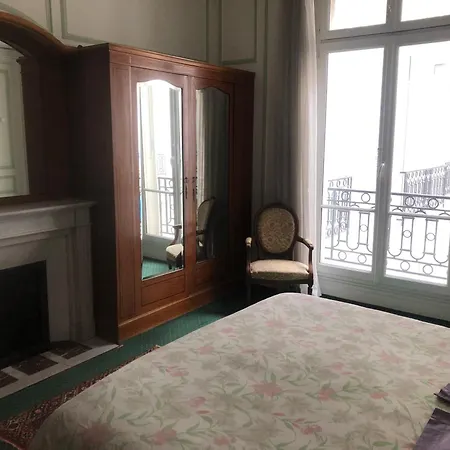 Apartment Place Vendome 1 Bedroom And 1 Ba - Up To 4 People - With Air Conditionning Paris